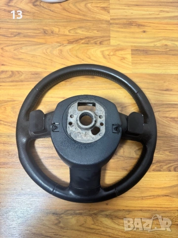 Волан с пера за Audi , снимка 2 - Части - 53373745