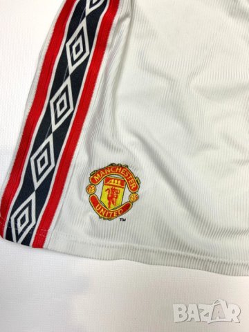оригинални шорти umbro Manchester United 1998/2000, снимка 2 - Футбол - 40220965