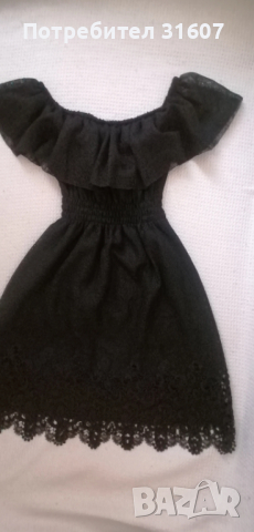 Дантелена рокля