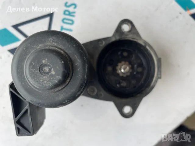 32353310C ел. Моторче за спирачен апарат от Nissan Qashqai 1.3 DIG-T двигател HR13DDT 160 кс. , снимка 2 - Части - 50266248
