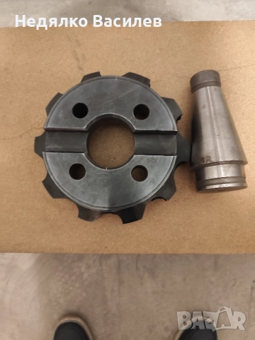 глава със сменяеми пластини за фреза ФУ321 ф.200, снимка 2 - Стругове - 52507006