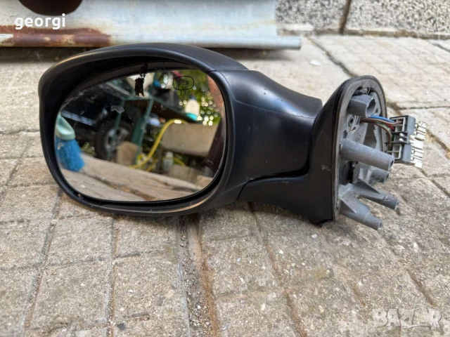 Пежо 206 огледало , снимка 2 - Части - 51075364
