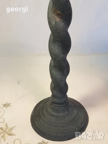 два метални чугунени свещника масив 25/3, снимка 3 - Декорация за дома - 50085443