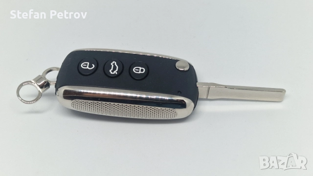 Ключ за Bentley 3 Бутона KR55WK45032, снимка 2 - Части - 52081571