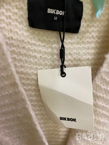 Предлагам нова дебела жилетка с етикет Bik Bok,ч, снимка 7 - Жилетки - 53843065