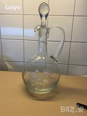 Стара красива кристална Гарафа със стъклена тапа, снимка 1