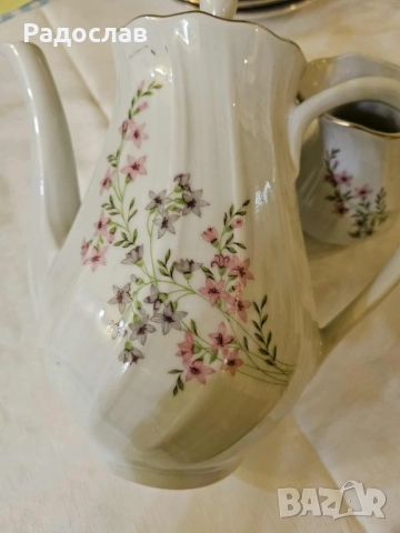 Чисто нови български порцеланови чинии и други красоти