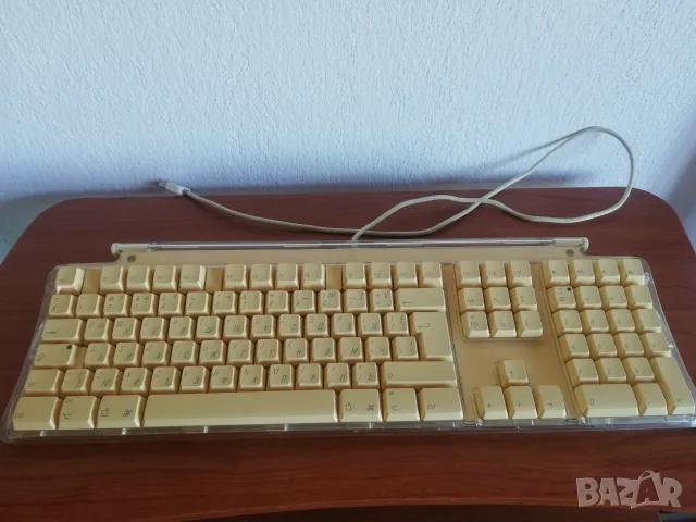 Apple Pro Keyboard M7803, снимка 4 - Клавиатури и мишки - 56119234