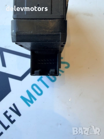 5E0927225D копче за електрическа ръчна спирачка от Volkswagen Golf 7 Estate, 1.6 TDI, 110 ph., engin, снимка 6 - Части - 53540982