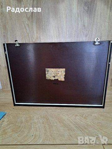 Домашна стенна аптечка, снимка 4 - Антикварни и старинни предмети - 52490526