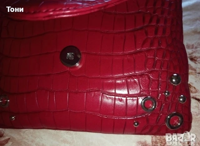 CAROLINE BISS Нова Кожена Дамска Чанта с Етикет , снимка 10 - Чанти - 53729477