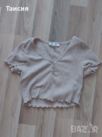 продавам дрехи, снимка 1