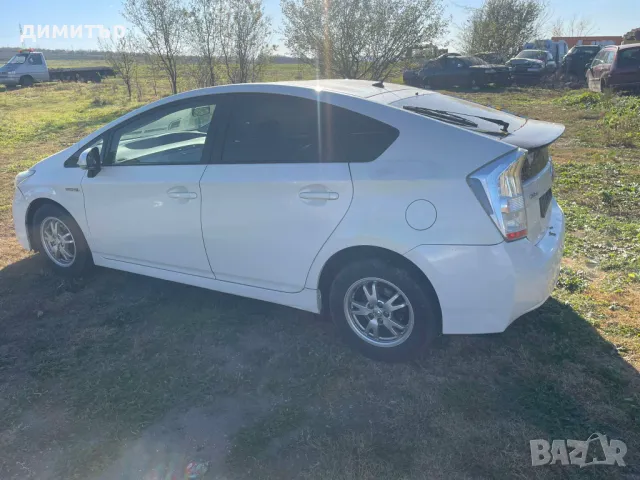 toyota prius 3 1.8 hybrid на части тойота приус 3 1.8 хибрид, снимка 4 - Автомобили и джипове - 48004934