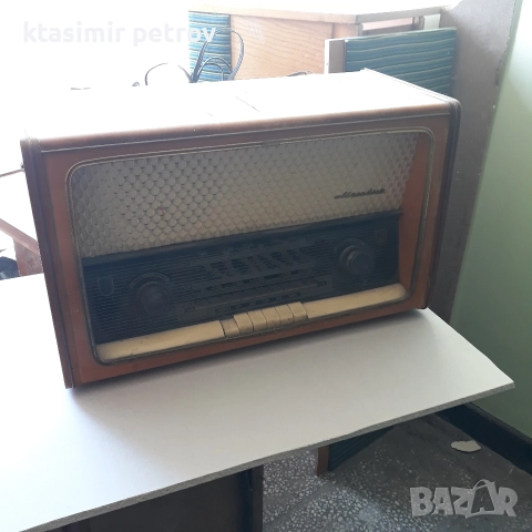 продавам ретро радио Мелодия