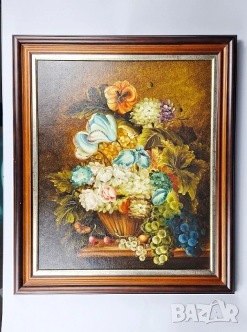 Картина - натюрморт с цветя с дървена рамка