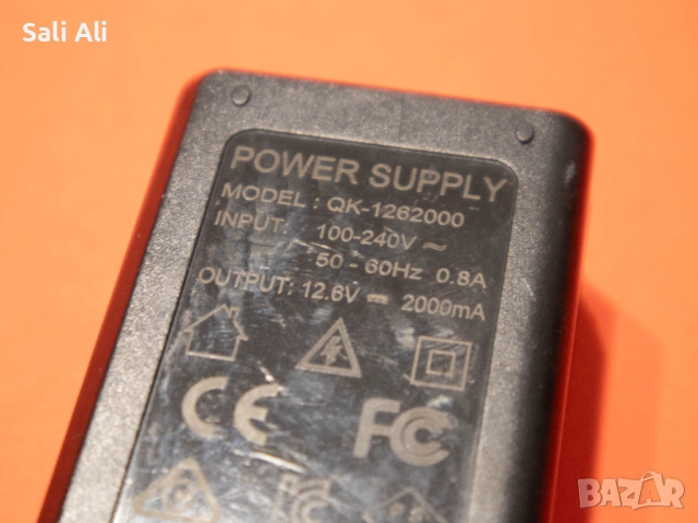 Всякакви адаптери 18V 4A 19V 4.74A 12V 7.5A 24V 1.5A употребявани, снимка 12 - Друга електроника - 52725929