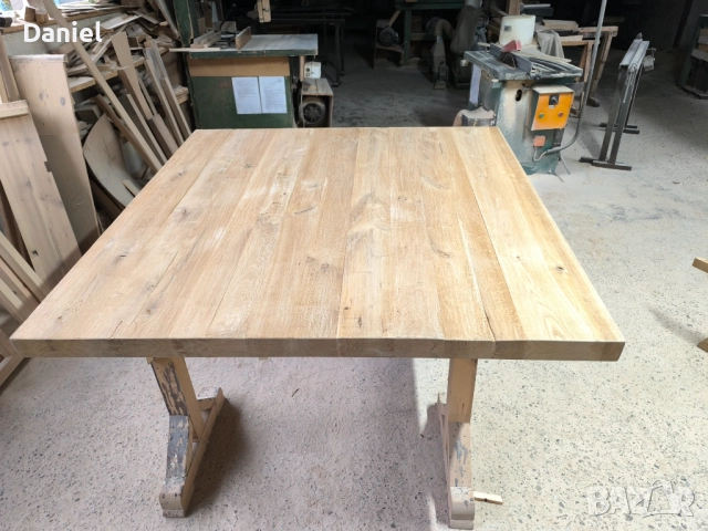 Маса от дъб