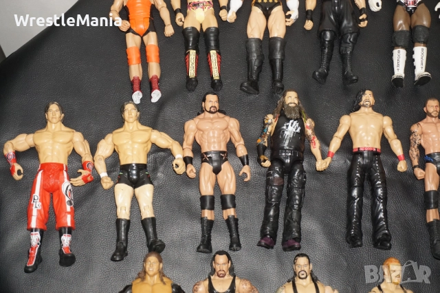 35 Кеч Фигури Lita/Lana/Test/D-Von Dudley/Samoa Joe/The Undertaker/Shane Douglas/The Miz/Seth Rollin, снимка 4 - Колекции - 51856261