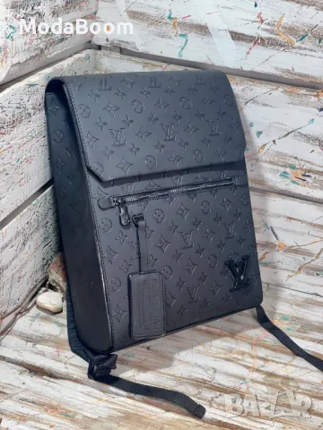 Louis Vuitton мъжки чанти , снимка 5 - Чанти - 48272476