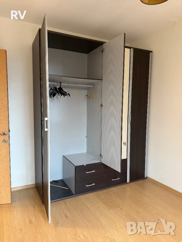 Четирикрилен гардероб, 2 броя, снимка 2 - Гардероби - 53856207