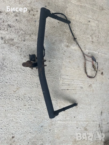 Теглич за vw touran, снимка 4 - Части - 53758947