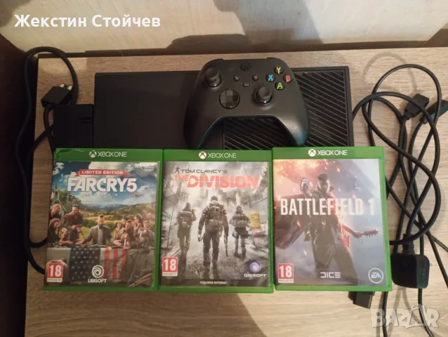 продавам xbox one 500gb с контролер подарък и 4 игри с всички кабели, снимка 2 - Xbox конзоли - 55956773