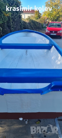 Пласмасова лодка с колесар, снимка 4 - Воден транспорт - 52239275