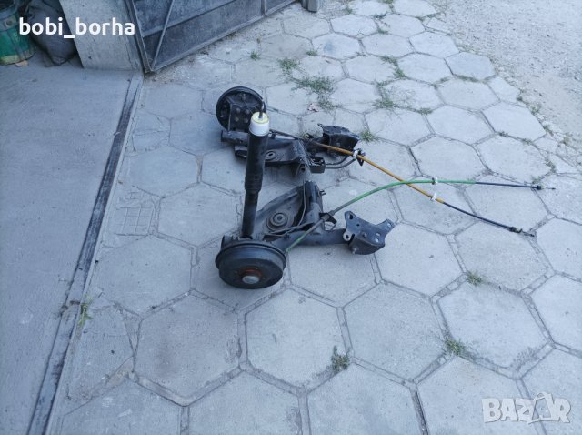 Продавам дискове и оси за Рено Клио 2018 година