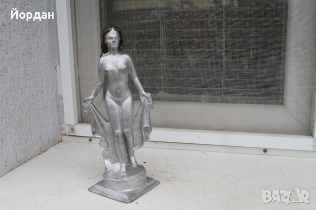 Скулптура от алуминии, снимка 1 - Статуетки - 44716388