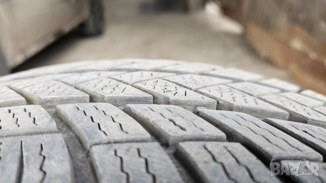 4 броя 215 65 17 зимни гуми Continental WinterContact и Vredestein Wintrac pro, снимка 12 - Гуми и джанти - 51899050
