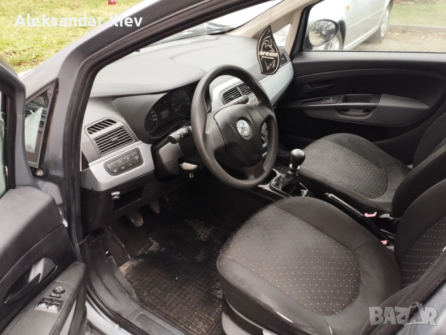 Продавам Фиат Пунто 1.2 бензин , снимка 3 - Автомобили и джипове - 53738318