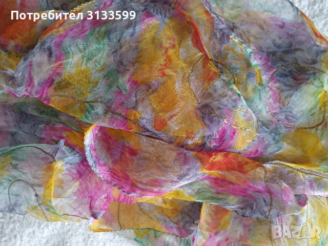Нови дамски шалове - кашмир; коприна; синтетика, снимка 14 - Шалове - 36413031