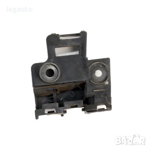 Ляв държач задна броня Volkswagen Golf VI 2008-2016 ID: 141795, снимка 2 - Части - 48796447