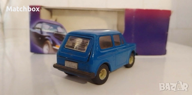 Лада Нива Микро 1/43 България, снимка 8 - Колекции - 37536856