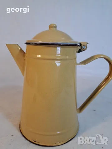 стар емайлиран чайник    16/3, снимка 3 - Антикварни и старинни предмети - 48977515