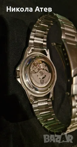 Часовник TAG HEUER 6000 SERIES CHRONOMETER AUTOMATIC 200M – VINTAGE 1990s 🇨🇭, снимка 7 - Мъжки - 56120876