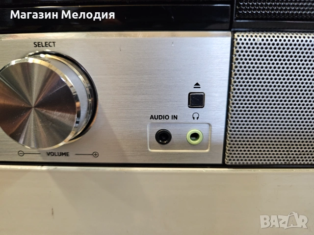 Система TechniSat digitalradio 360 CD  В отлично техническо и визуално състояние. Има радио, диск, u, снимка 8 - Аудиосистеми - 53450847