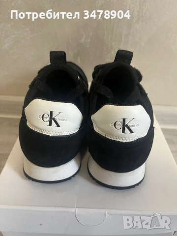 Дамски обувки Calvin Klein, 36, снимка 4 - Маратонки - 52368902