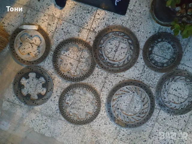 Спирачни дискове за мотоциклети Хонда кавазаки