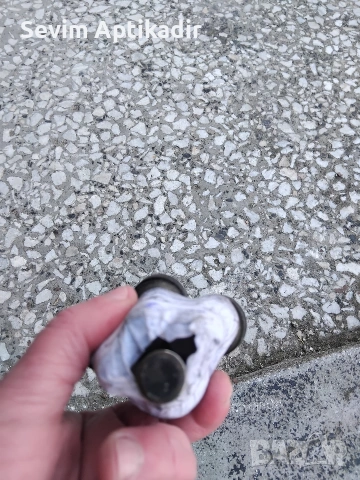 Два модела секретни болтове за BMW , снимка 6 - Аксесоари и консумативи - 53839711