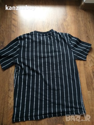 Karl Kani Signature Stripe T-Shirt - страхотна мъжка тениска, снимка 10 - Тениски - 40751508