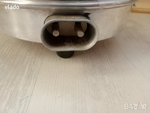 Електрически чайник, снимка 4 - Аксесоари за кухня - 53163037