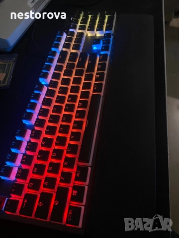 Клавиатура Steelseries Apex 5 + Steelseries PrismCaps , снимка 2 - Клавиатури и мишки - 52371451