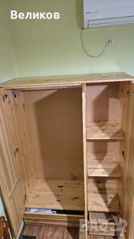 Трикрилен гардероб от чам, снимка 3 - Гардероби - 53052650