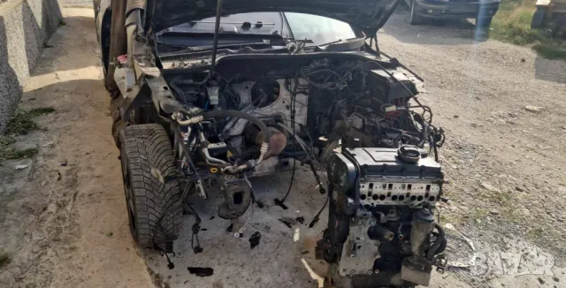 VW Golf 2.0 BKD 6ск НА ЧАСТИ, снимка 9 - Автомобили и джипове - 47268632