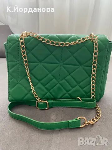 Дамска зелена чанта , снимка 2 - Чанти - 49084415