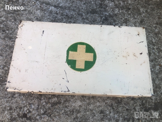 стара немска военна аптечка - WEHRMACHT - WWII - ОРИГИНАЛ, снимка 3 - Антикварни и старинни предмети - 51438644