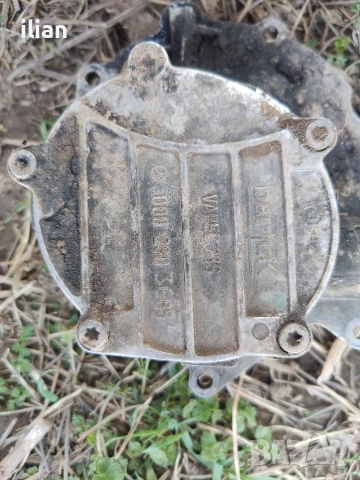 вакум помпа mercedes 190, снимка 2 - Части - 53824497