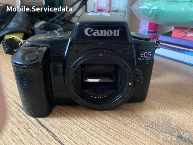Фотоапарат Canon EOS 1000F, снимка 2 - Фотоапарати - 53224164