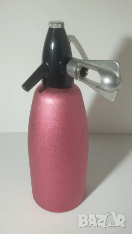 Розов сифон за газирана вода